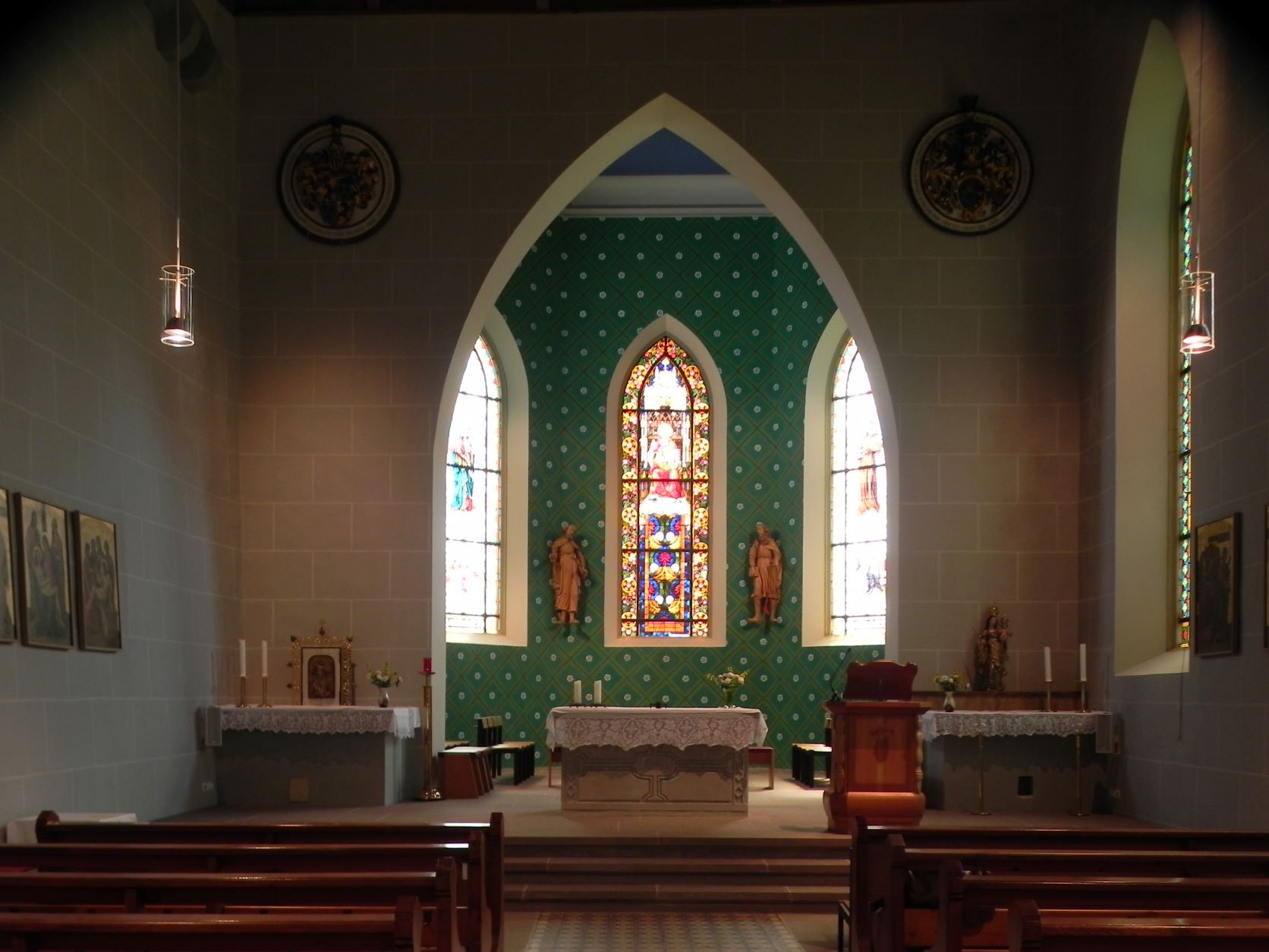 Schiff Blickrichtung Altar